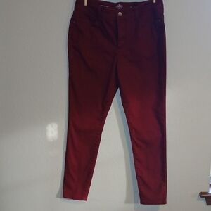 St. John's Bay Women's Skinny Jeans - Burgundy